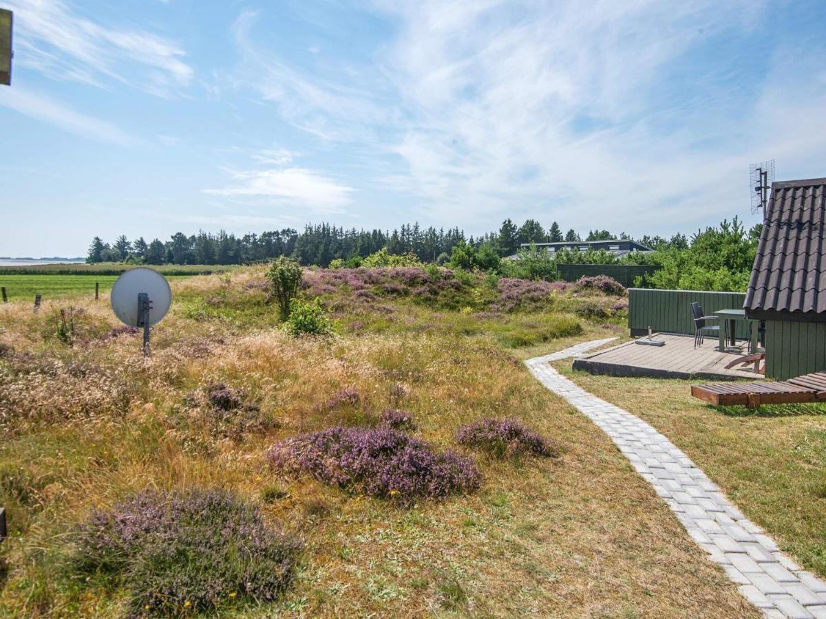 6 Person Holiday Home In R M Tagholm Exteriör bild