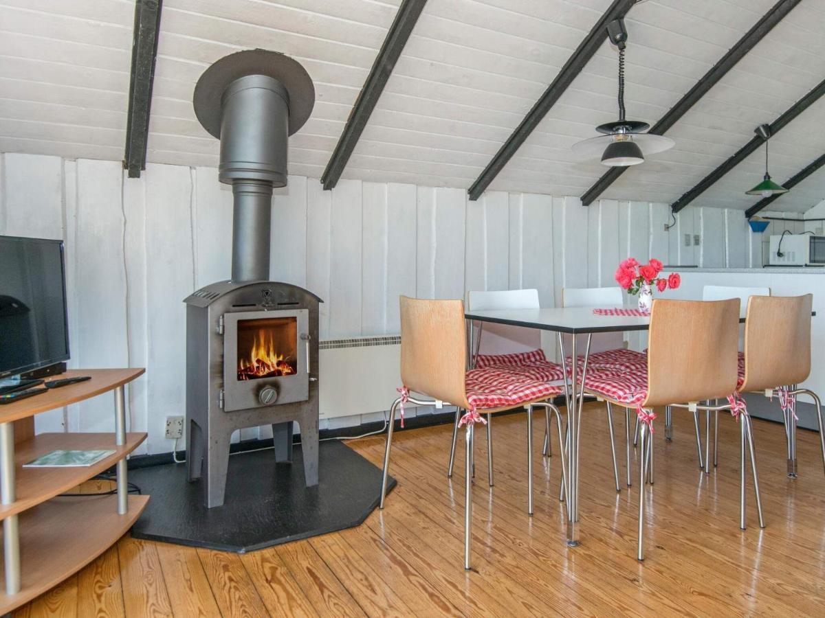 6 Person Holiday Home In R M Tagholm Exteriör bild